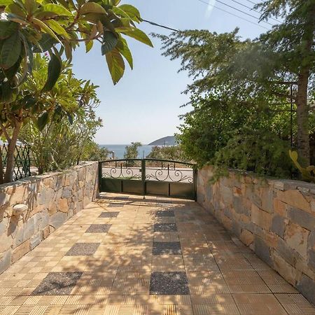 Kate'S Beach Villa Porto Rafti Exterior photo