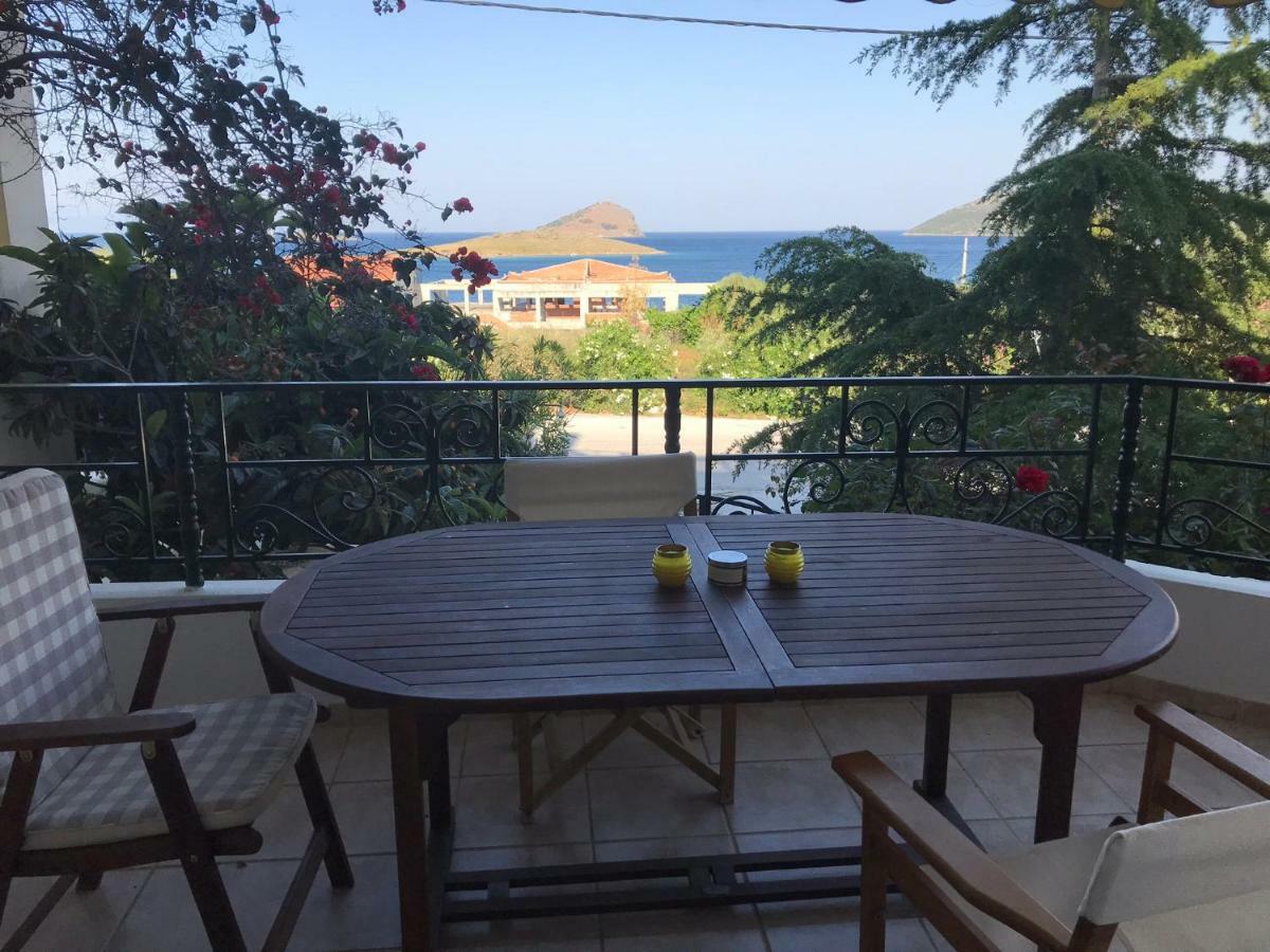 Kate'S Beach Villa Porto Rafti Exterior photo